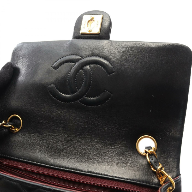 香奈兒 (CHANEL) 迷你絎縫 20 鏈條肩背包，羊皮材質，黑色，二手，金色五金 CC-6