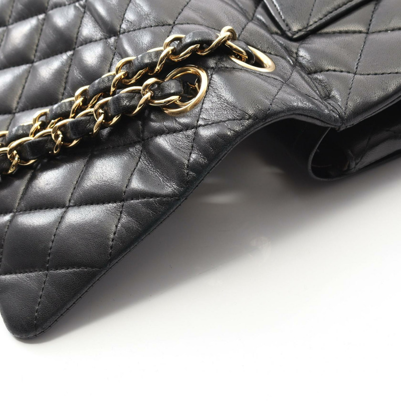 香奈兒 (CHANEL) Matelasse W 翻蓋鏈條單肩背包，羊皮材質，黑色，二手，金色五金，CC-7