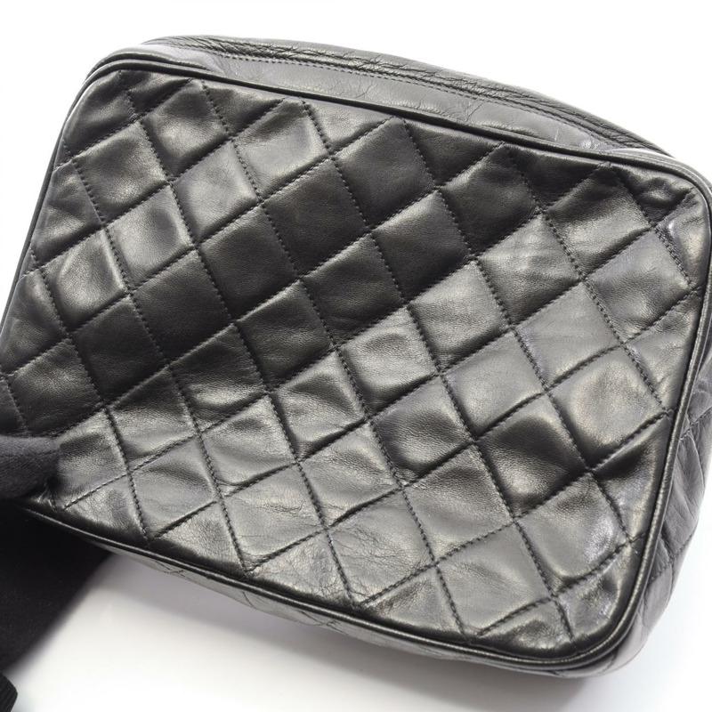 香奈兒 (CHANEL) 絎縫鏈條肩背包，羊皮材質，黑色，二手，斜背包，金色五金-6