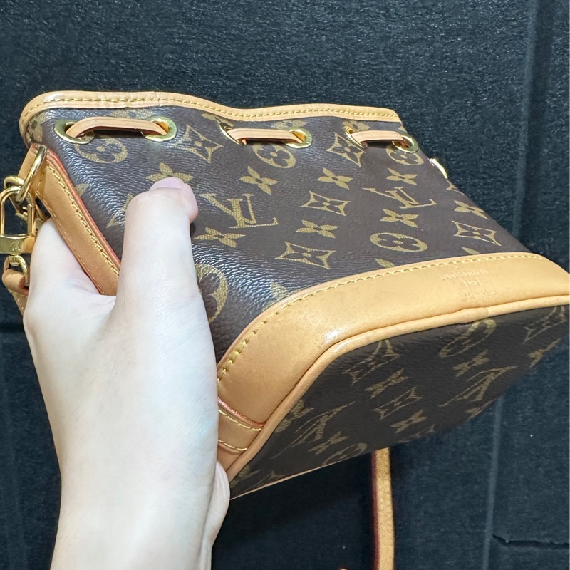 Lv 迷你小水桶包-3