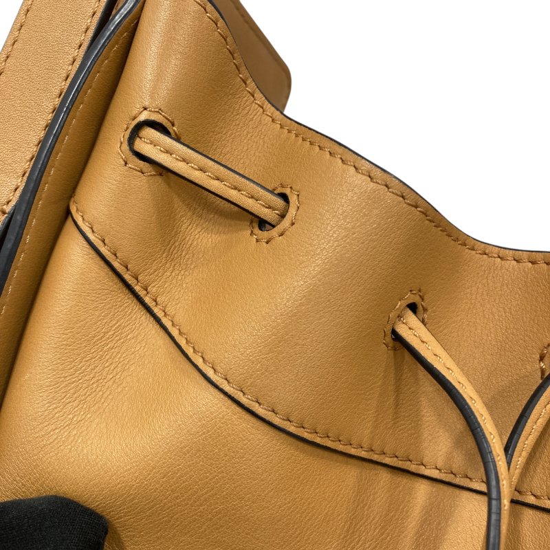 LOEWE 羅威 HAMMOCK MINI 皮革 吊床包 淺棕色-14