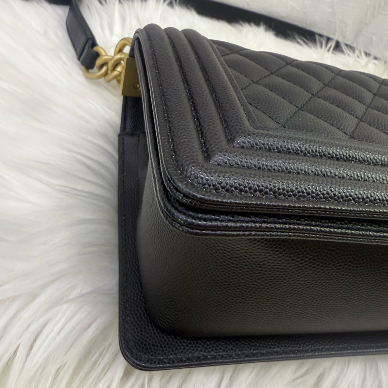 Chanel LeBoy Bag 黑色金扣荔枝皮晶片款-14