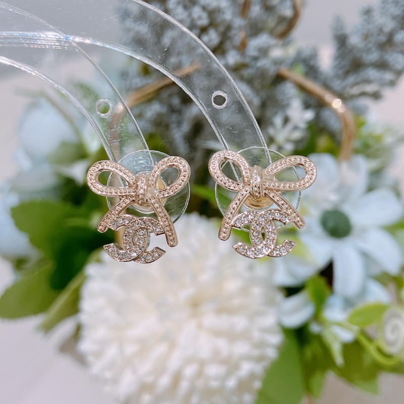 TK1885 Chanel香奈兒金色蝴蝶結雙C Logo耳環 1.4cm Ribbon With CC Logo Crystal X GHW-7