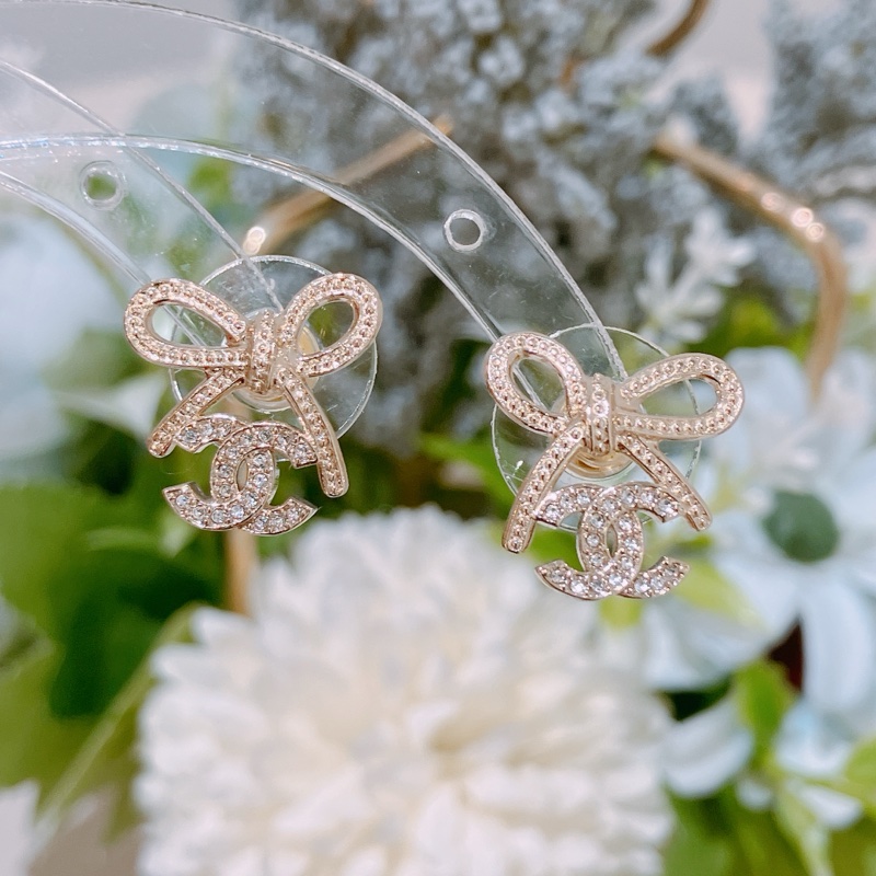 TK1885 Chanel香奈兒金色蝴蝶結雙C Logo耳環 1.4cm Ribbon With CC Logo Crystal X GHW-14