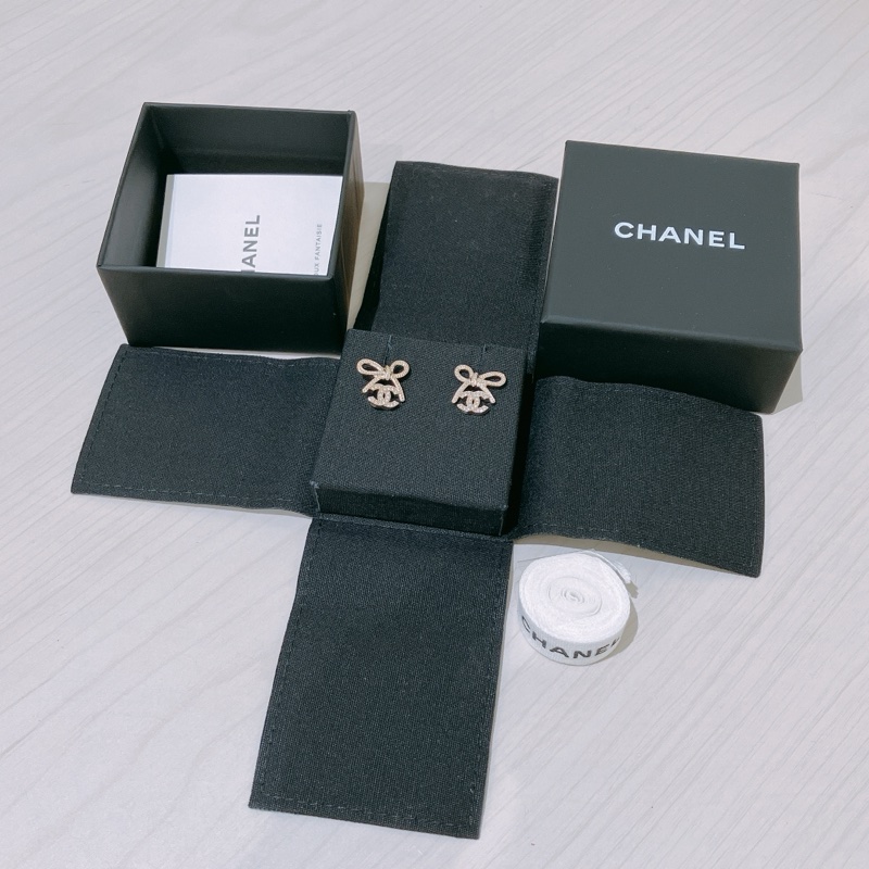 TK1885 Chanel香奈兒金色蝴蝶結雙C Logo耳環 1.4cm Ribbon With CC Logo Crystal X GHW-23