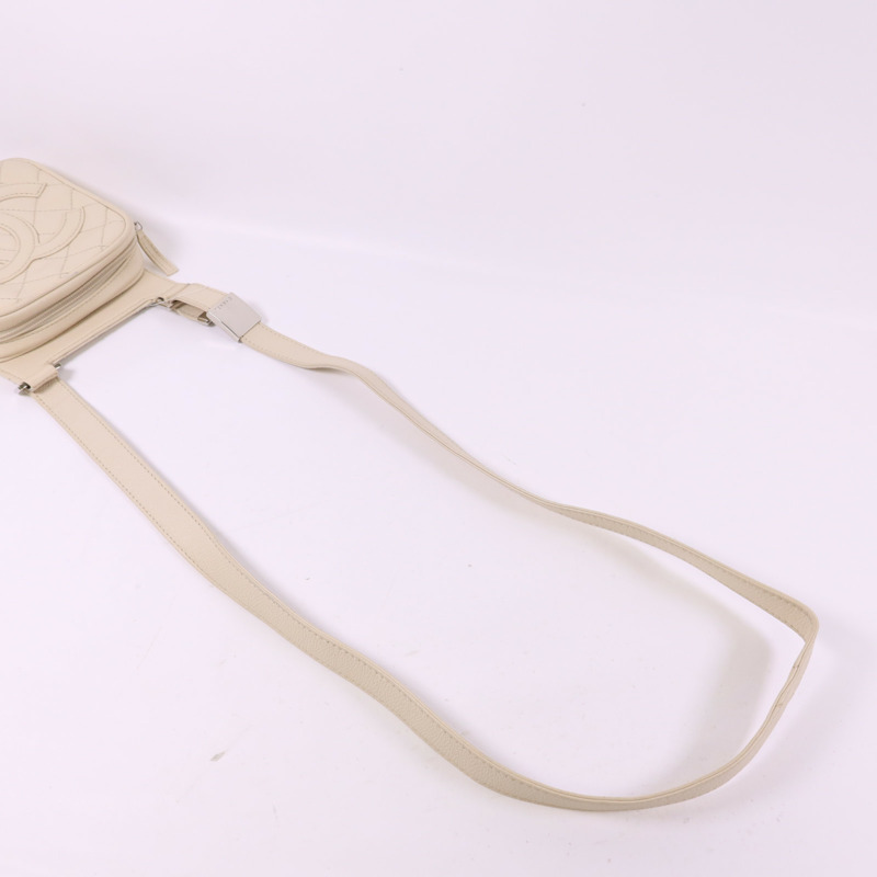 CHANEL 牛皮皮革Shoulder Bag銀扣肩背袋-4