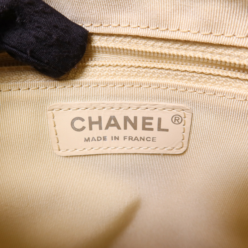 CHANEL 牛皮皮革Shoulder Bag銀扣肩背袋-6