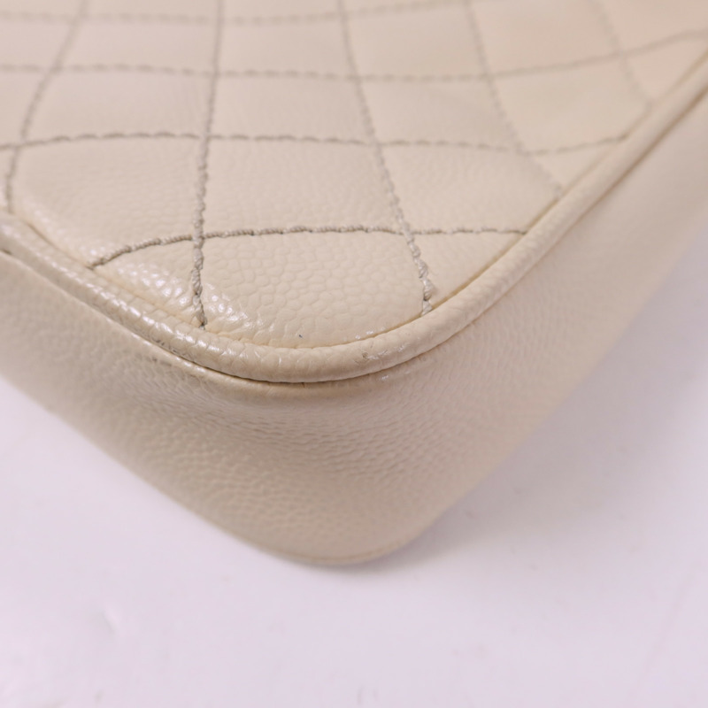 CHANEL 牛皮皮革Shoulder Bag銀扣肩背袋-14