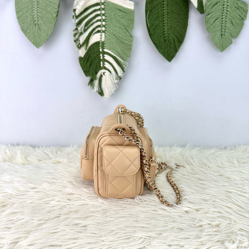 CHANEL 24k 奶茶米色羊皮保齡球相機包 晶片款 單肩斜肩包-2
