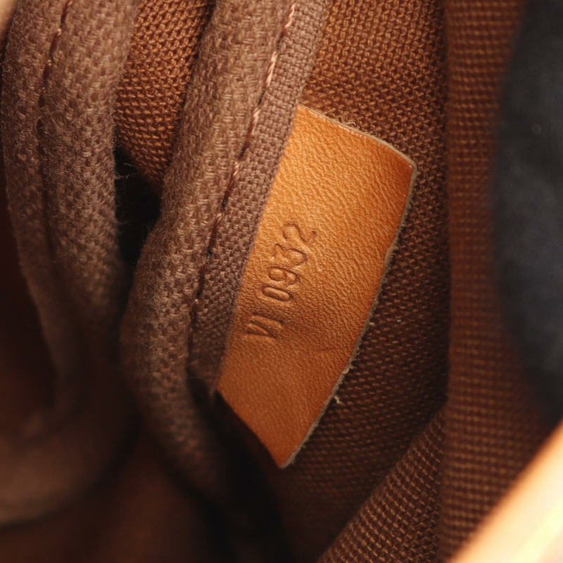 路易威登 Saumur 30 斜背包 M42256 Monogram 帆布 二手 LV-5