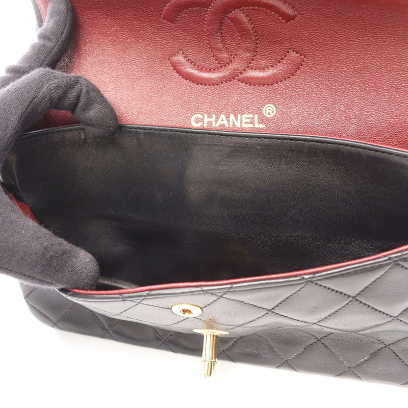 香奈兒 (CHANEL) Matelasse W 翻蓋鏈條單肩背包，羊皮材質，黑色，二手，金色五金，CC-7