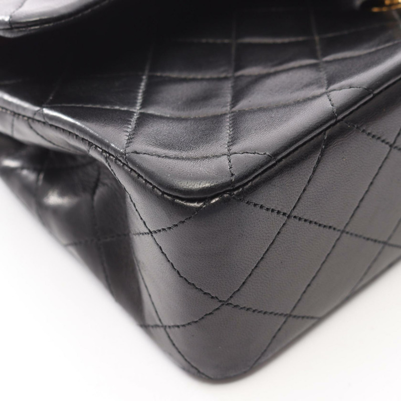 香奈兒 (CHANEL) Matelasse W 翻蓋鏈條單肩背包，羊皮材質，黑色，二手，金色五金，CC-11