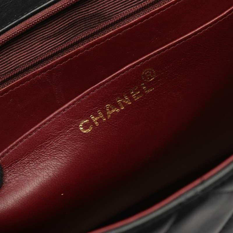 香奈兒 Big Matelasse34 鏈條肩背包，羊皮材質，黑色，二手，金色五金，CC-3