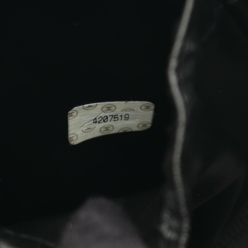 香奈兒 COCO 標誌化妝包,粒面小牛皮,黑色,二手,女士,金色五金 CC-4