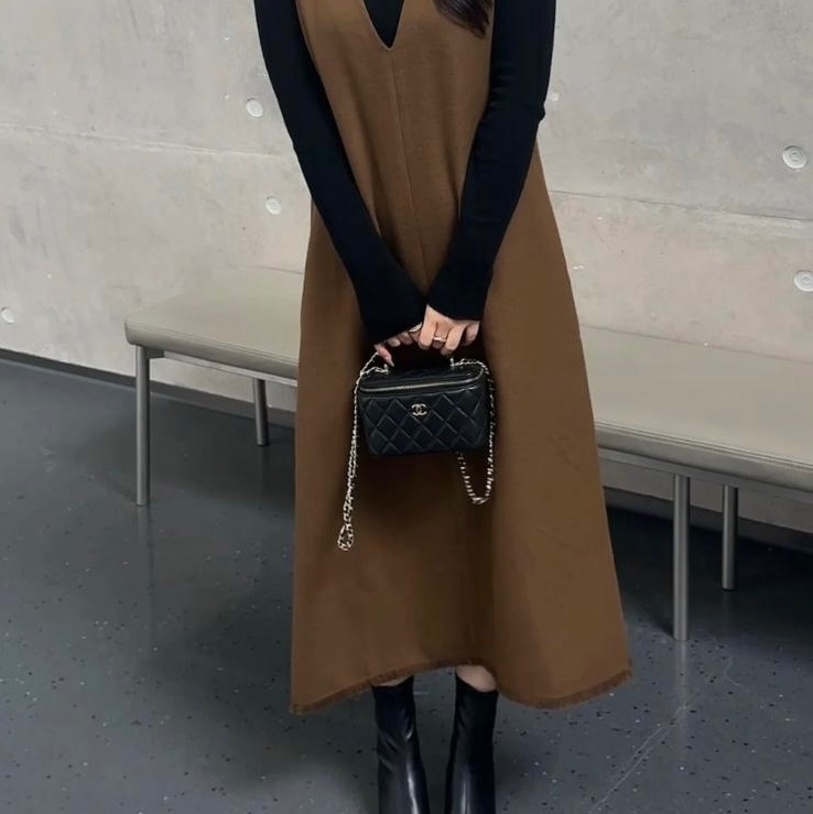 閑置品🌟CHANEL Handle 黑金羊皮長盒子 晶片款 2023年-1