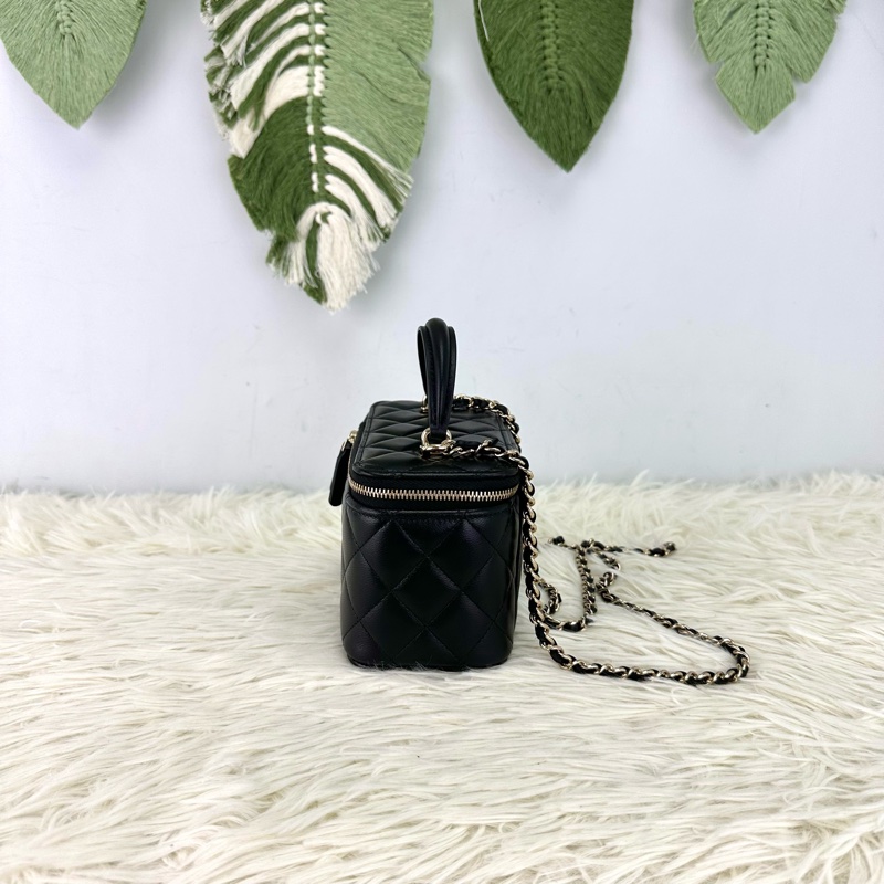 閑置品🌟CHANEL Handle 黑金羊皮長盒子 晶片款 2023年-2