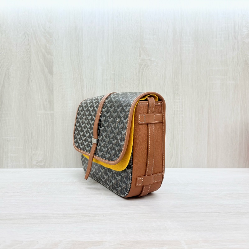 GOYAR棕牛皮拚老花下蓋郵差斜背包 BELVE3MMLTY01CG03P-2