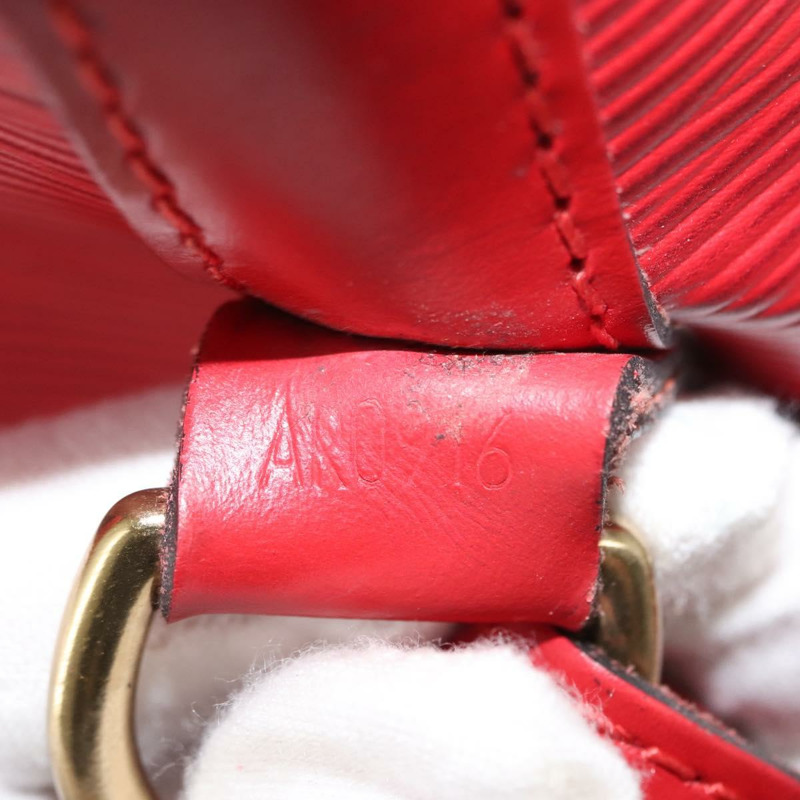 【日本直送】路易威登 Epi Noe 紅色單肩背包 M44007 LV 正品 149398-10