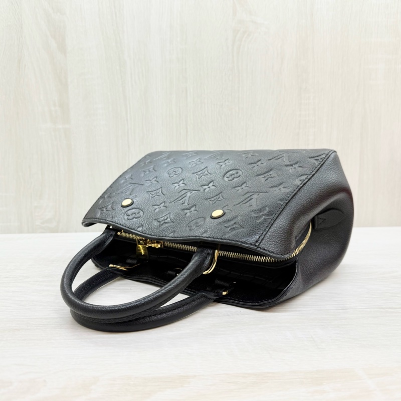 LV 黑牛皮壓紋金釦手提斜背蒙田包BB M41053-7