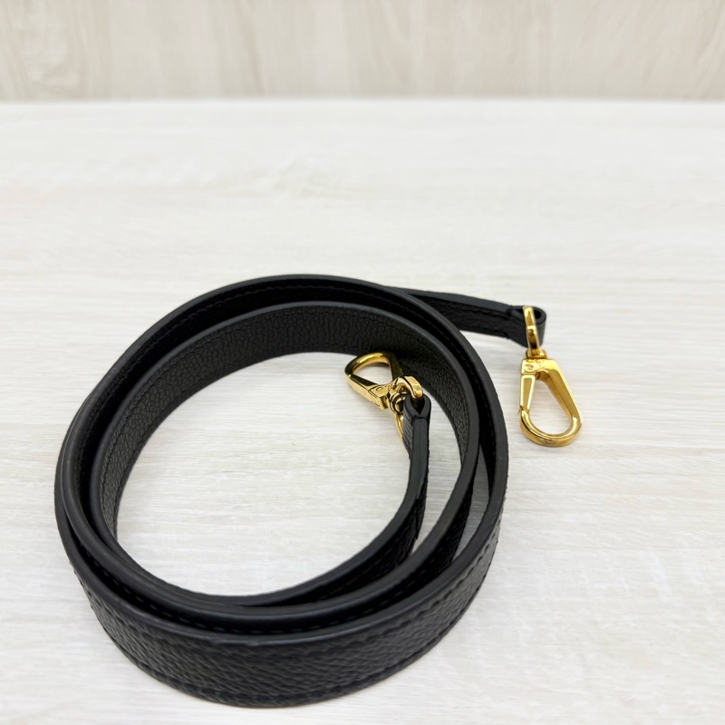 LV 黑牛皮壓紋金釦手提斜背蒙田包BB M41053-9