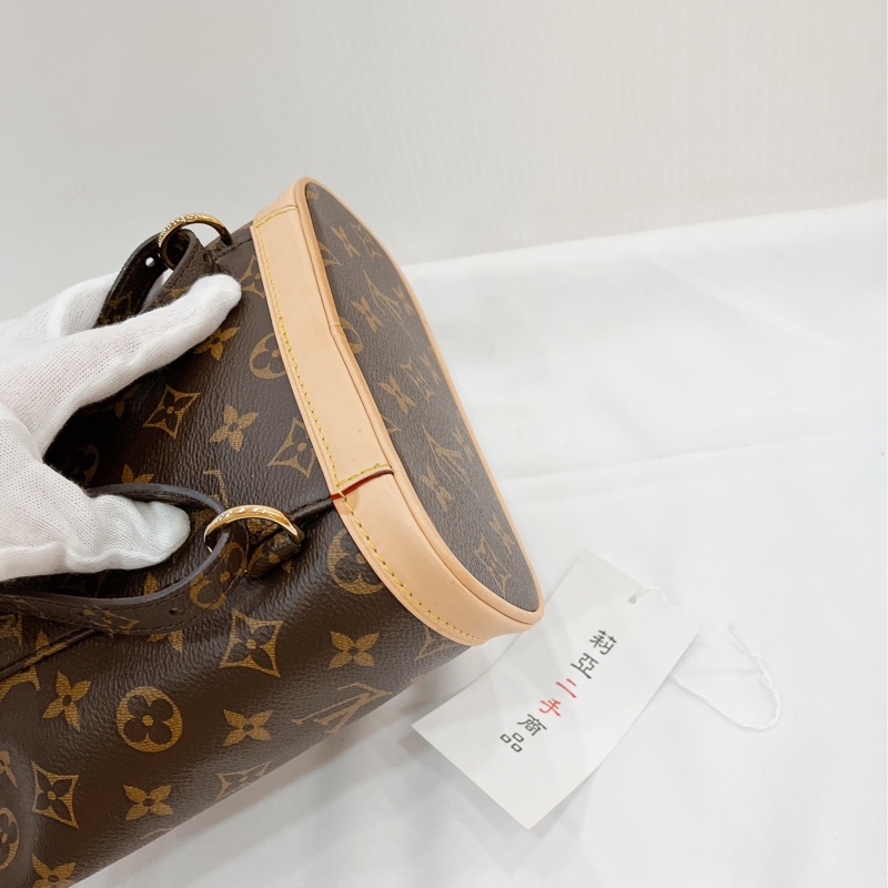 莉亞精品♡LV M11199 老花後背包 二手-8