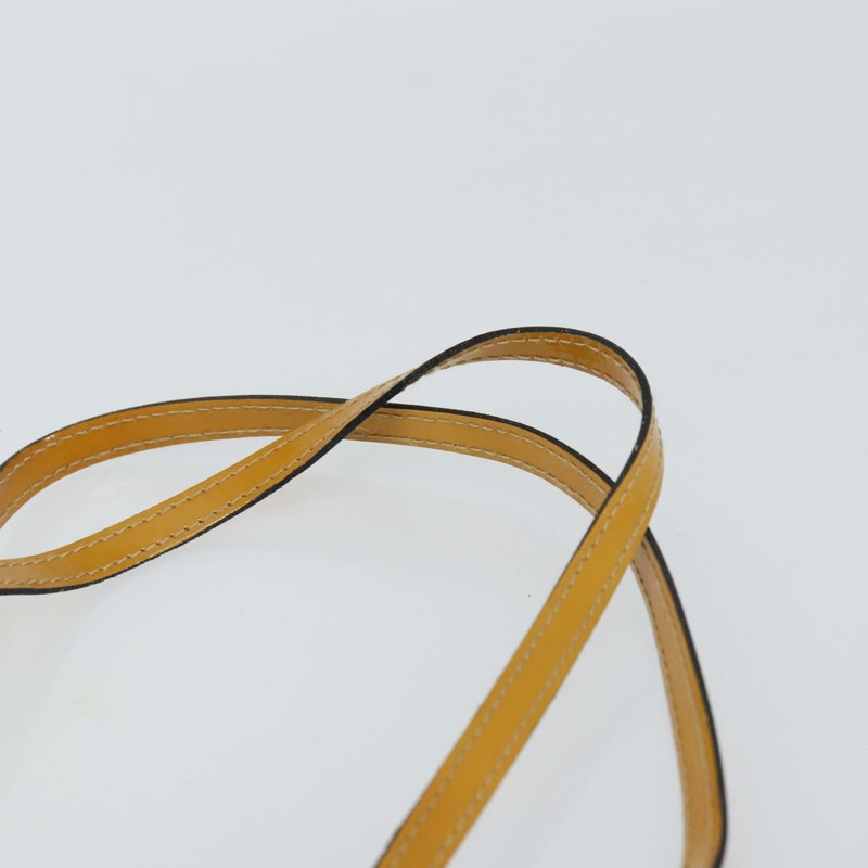 【日本直送】香奈兒 Choco Bar 肩背包 琺瑯黃 CC Auth 152372-7