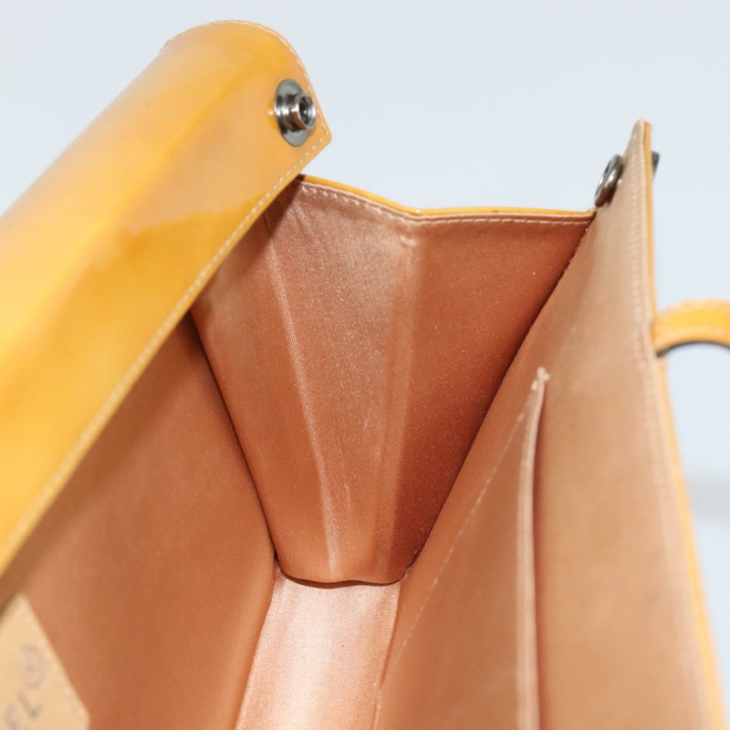 【日本直送】香奈兒 Choco Bar 肩背包 琺瑯黃 CC Auth 152372-17