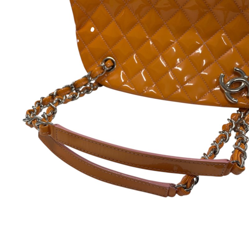 CHANEL 香奈兒 漆皮腋下肩背包 橘色 銀釦-9