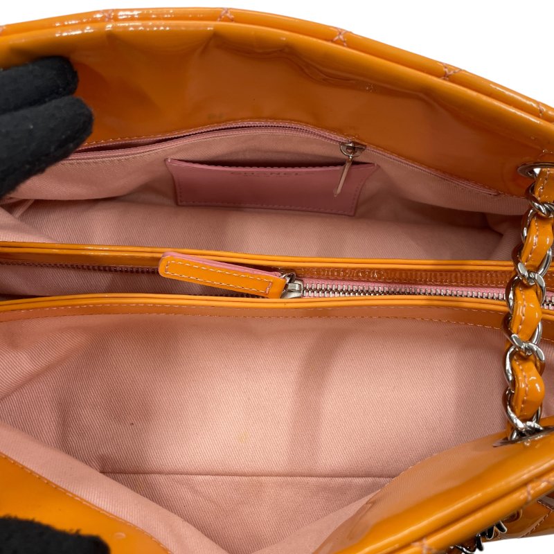 CHANEL 香奈兒 漆皮腋下肩背包 橘色 銀釦-10