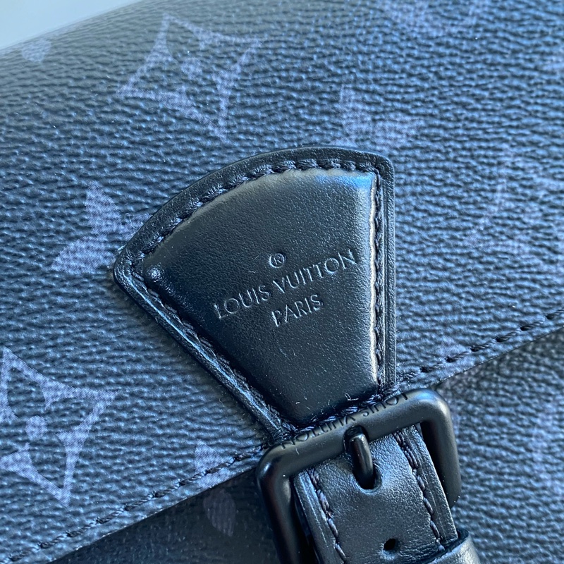 ®️LV Montsouris 黑灰 斜背包M83567-21