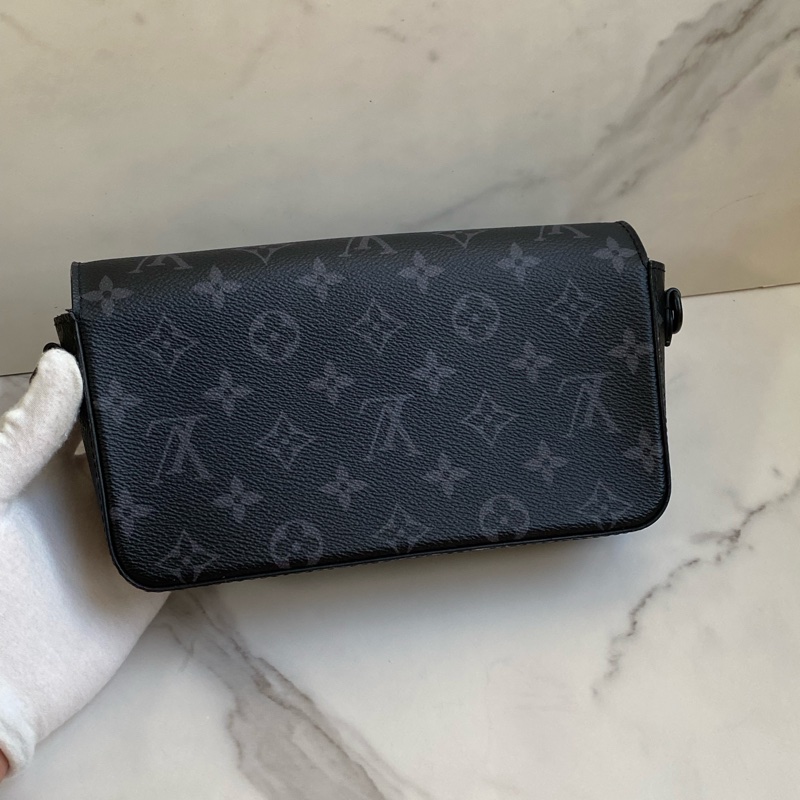 ®️LV Montsouris 黑灰 斜背包M83567 晶片款式-3