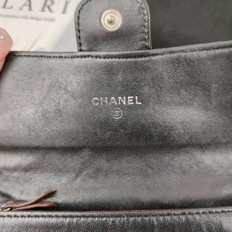 Chanel 黑銀 小羊皮 銀包 13開-5