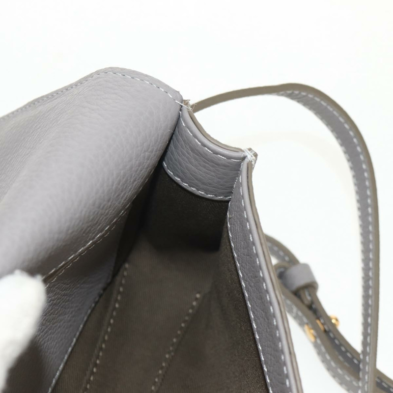 【日本直送】Chloe Mercy 腰包 皮革 灰色 金色 正品 BA7542-21