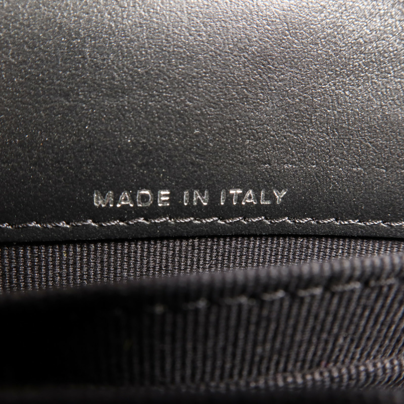 CHANEL 牛皮皮革Wallet On Chain鏈帶肩背袋-11