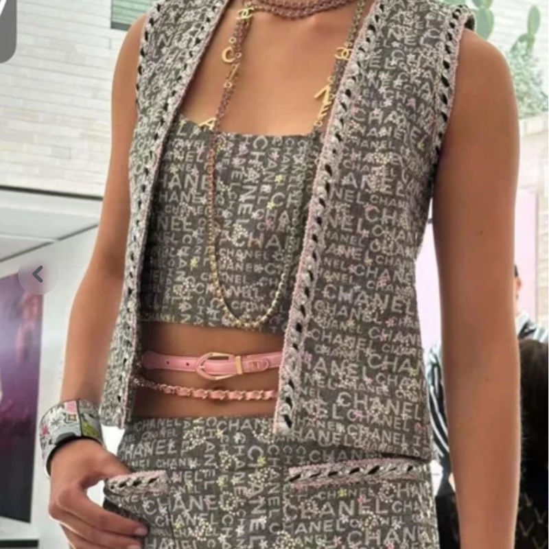 Chanel小香香奈兒Jennie同款滿版亮片背心（全新）-3