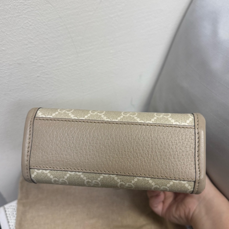 Celine奶茶色琴譜包-4