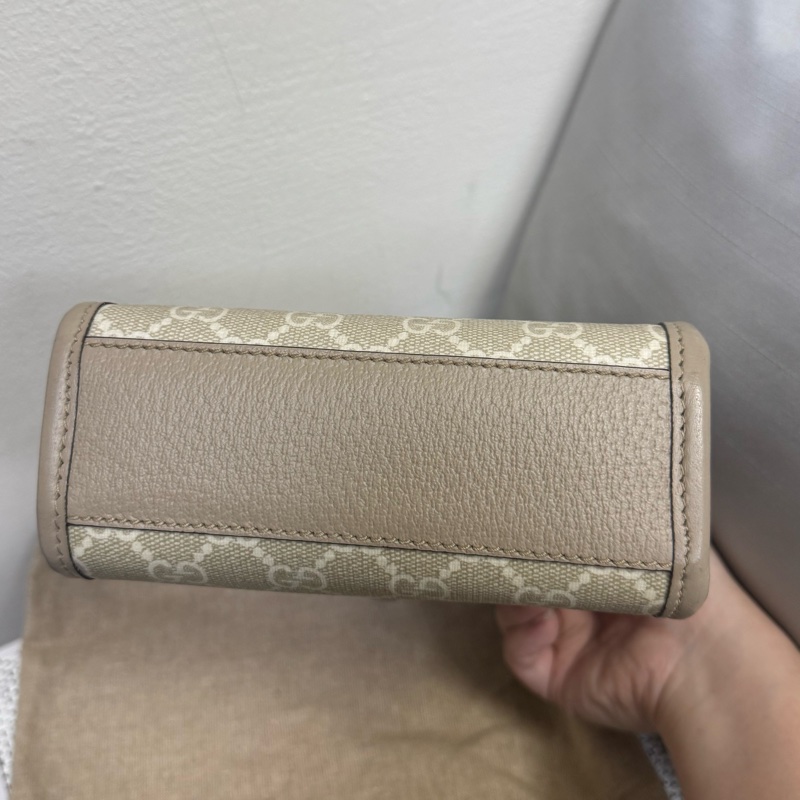 Celine奶茶色琴譜包-7