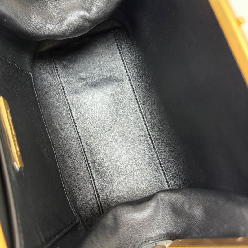 97新閑置品 Tory Burch黑金全皮雲朵包-6