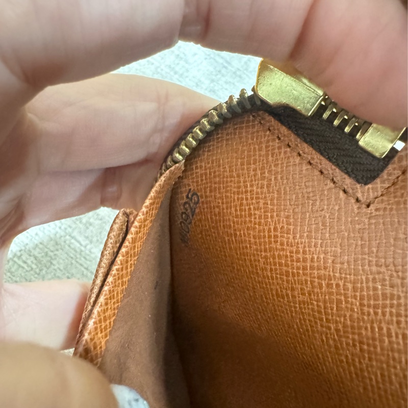 lv 經典老花長夾-10