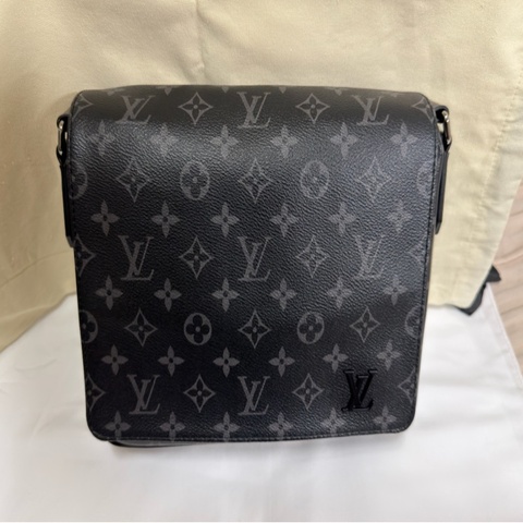Louis Vuitton 黑色老花 郵差包