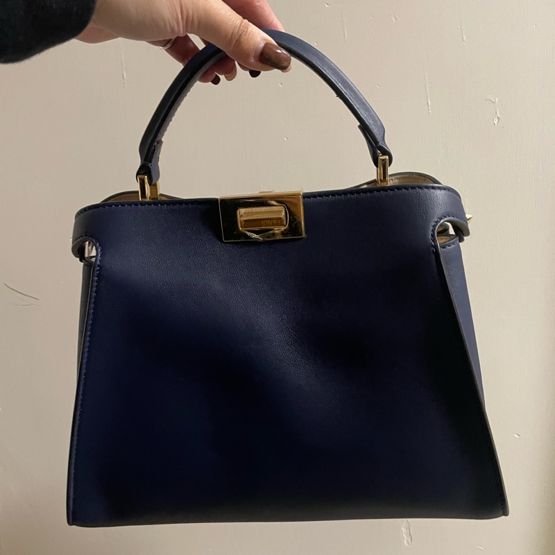 Fendi peekaboo essential 全新 沒使用-1