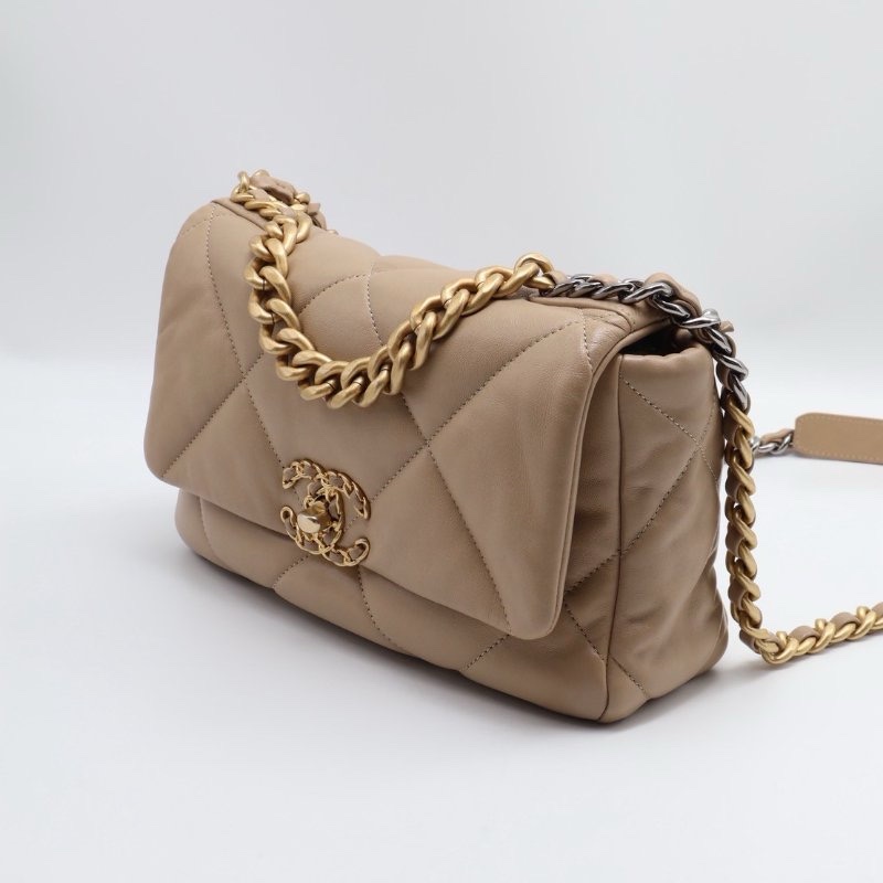 CHANEL 19 Bag 菱格紋羊皮手提肩背包 26 - 淺奶茶金31開-2