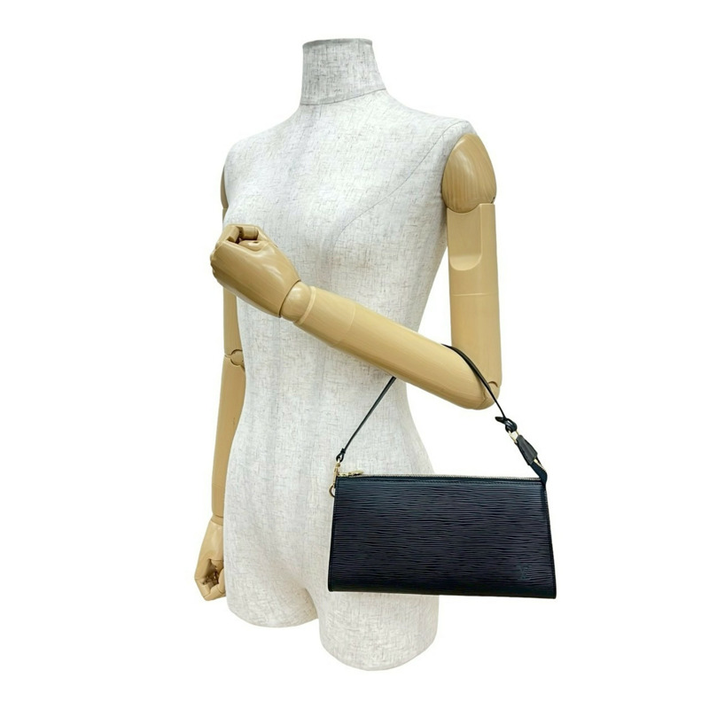 幾乎未使用的路易威登 Pochette Accessoires Epi 皮革迷你手提包黑色小袋 27794-1