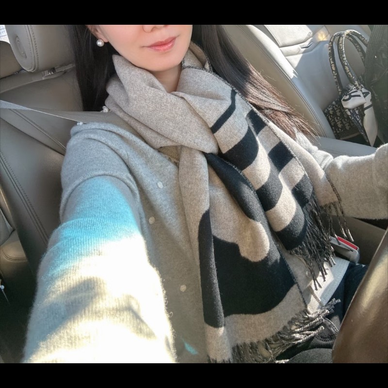 Hermes愛馬仕馬頭love story圍巾-1