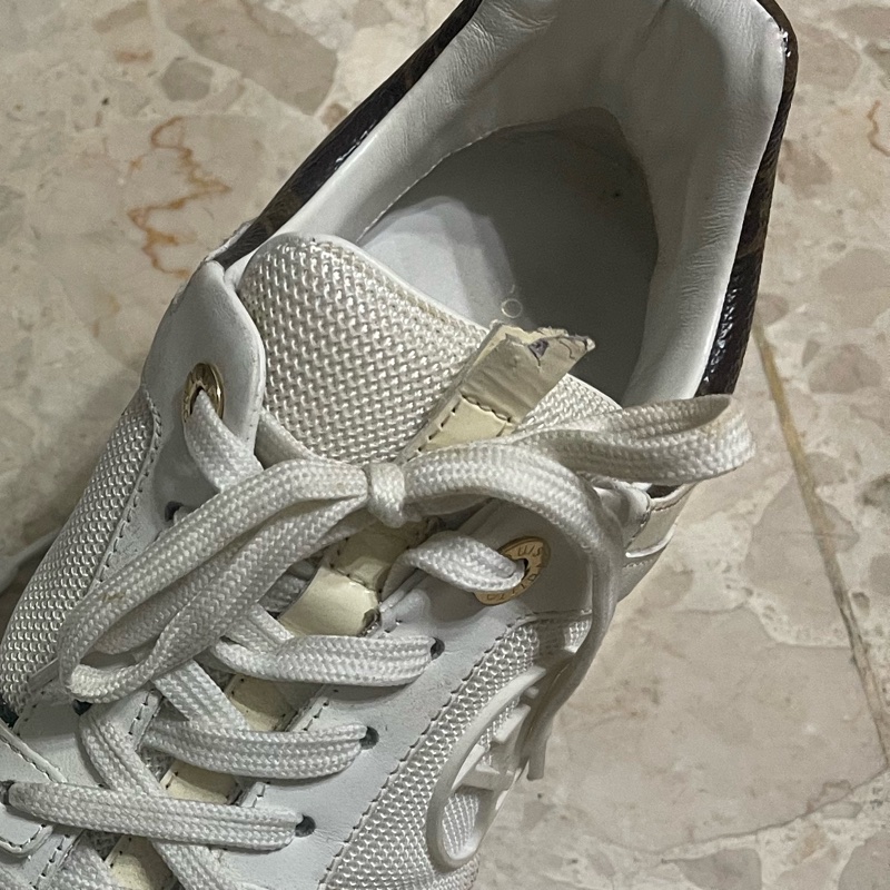 Louis Vuitton 經典 Monogram 運動鞋／女鞋-28