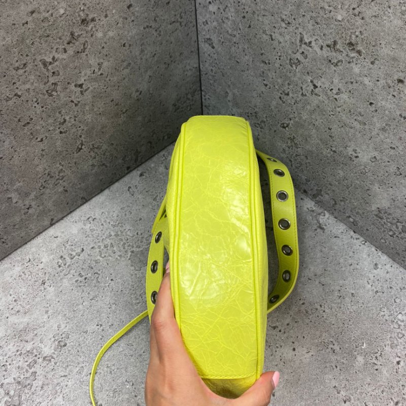 🎊佳節特賣🎁Balenciaga 671309 小羊皮 XS Le Cagole 包 萊姆黃-6