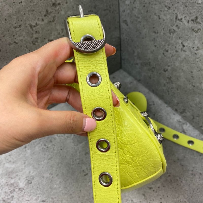 🎊佳節特賣🎁Balenciaga 671309 小羊皮 XS Le Cagole 包 萊姆黃-11