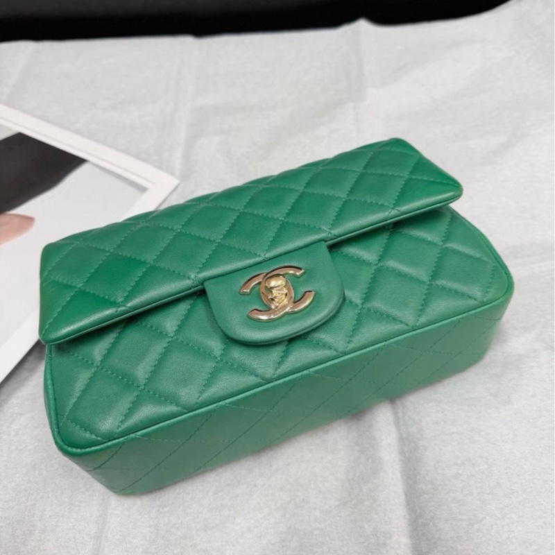 Chanel香奈兒綠色羊皮大mini鏈條包,芯片款,尺寸20x12,整體成色很新-5