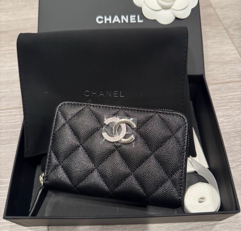 香奈兒Chanel荔枝牛皮閃亮✨Logo加大零錢包-0