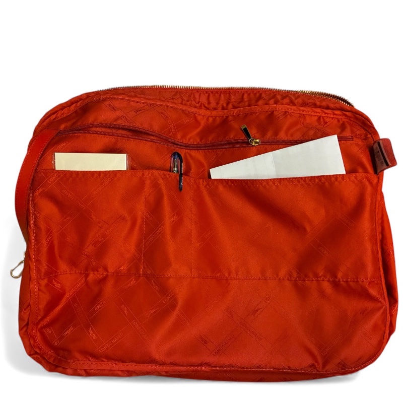 🛍️【Longchamp 橘紅真皮公事包/電腦包】型號1212888313 | 經典停產款 | 法國牛皮 | 底部擴充 | 贈毛球 | 附購證-15